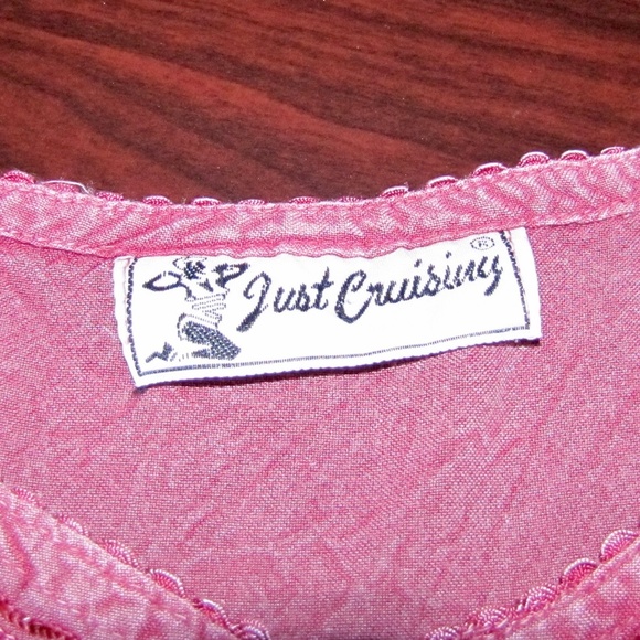 Just Cruisin' Jrs Boho Festival Embroidered Top - Picture 6 of 7